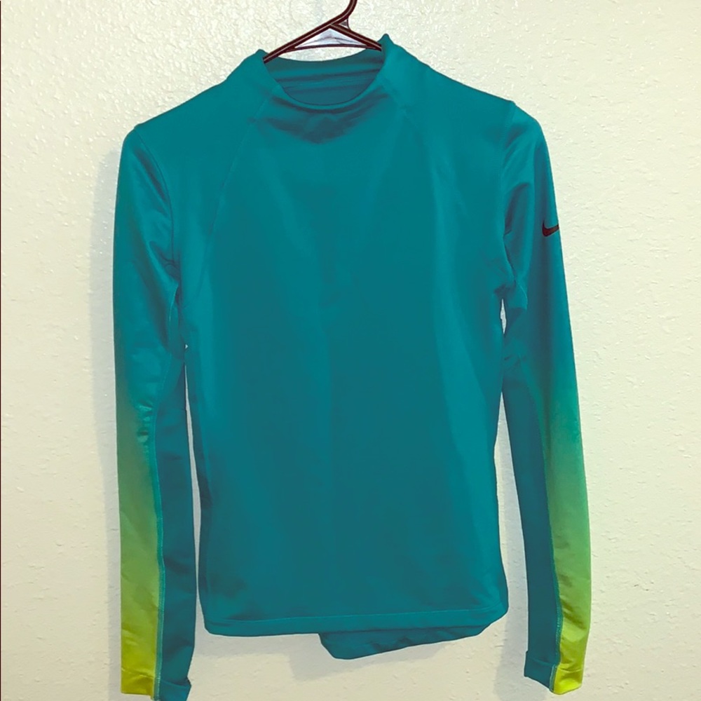 Nike Women’s Pro Hyperwarm Ombré Long Sleeve Shirt